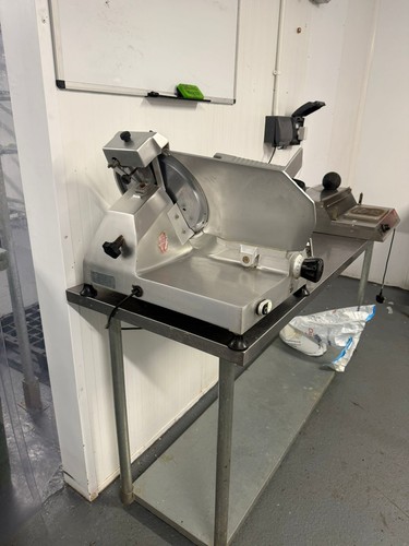 Commercial meat slicer - meat, –